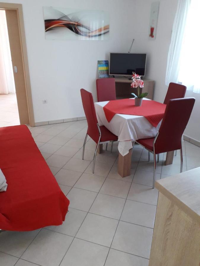Apartments Sandra Palit Ngoại thất bức ảnh