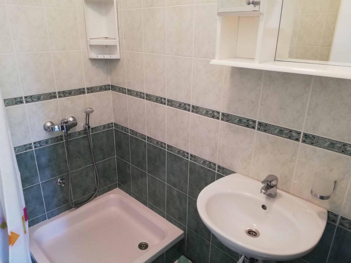 Apartments Sandra Palit Ngoại thất bức ảnh