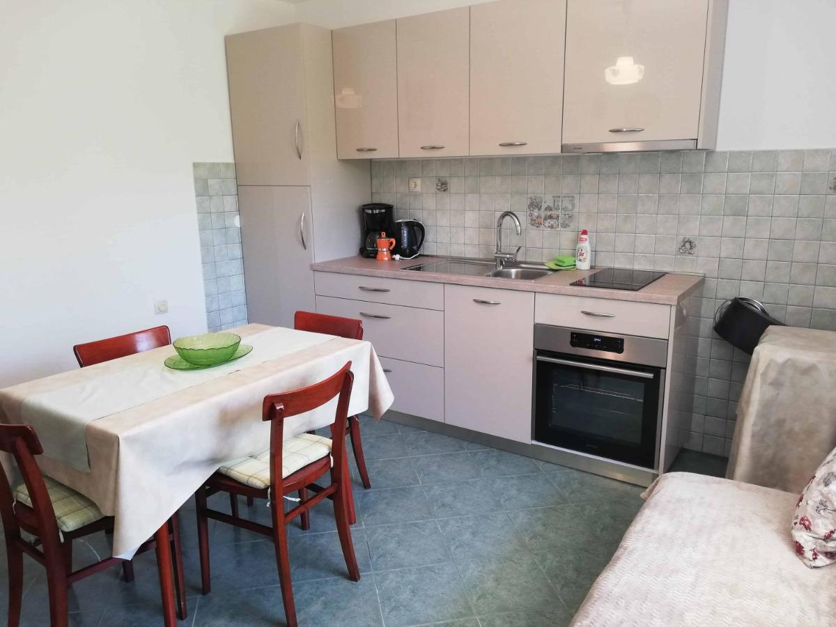 Apartments Sandra Palit Ngoại thất bức ảnh