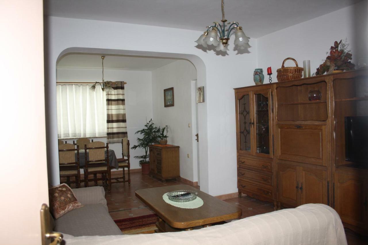 Apartments Sandra Palit Ngoại thất bức ảnh